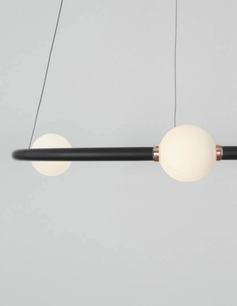 3-punktowa lampa wisząca Fria do jadalni LED 36W 3000K czarna biała