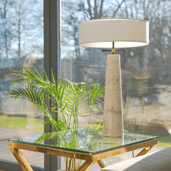 Biurkowa lampka Bow T02107BK Cosmolight marmur na biurko biały
