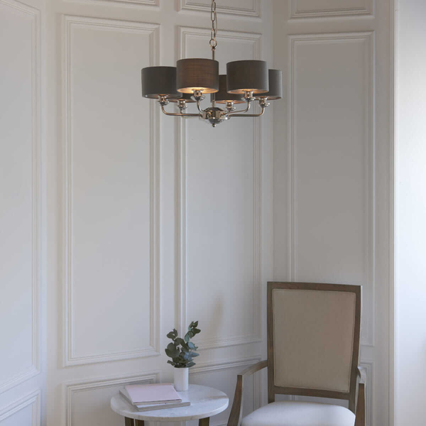 Wisząca lampa do salonu Highclere 94381 Endon z abażurami szara nikiel