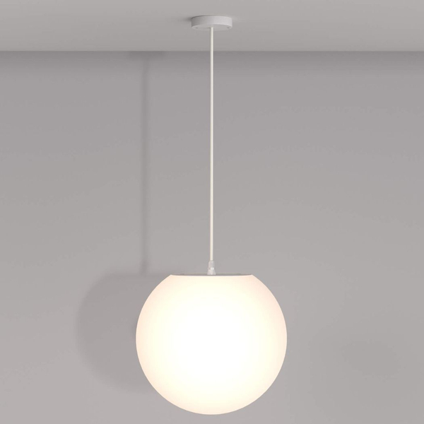 Wisząca lampa Erda O594PL-01W kulista na taras IP54 biała