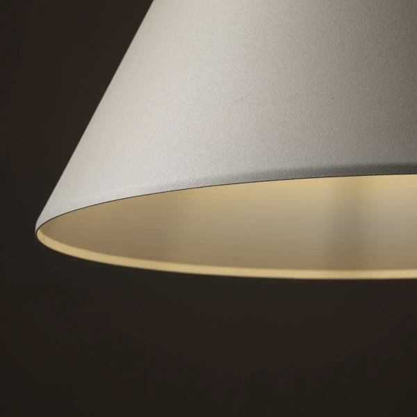 Wisząca lampa trójkątna CONO 10056 do salonu beżowy