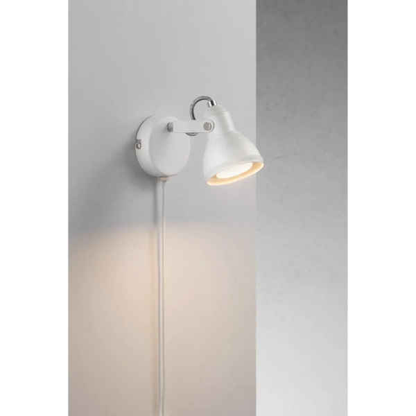 Regulowana lampa ścienna do sypialni Aslak 45721001 do czytania biały