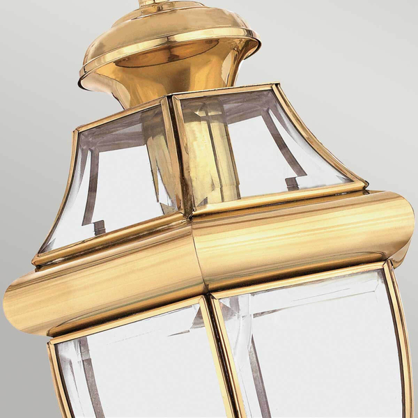 Balkonowa lampa wisząca Newbury QZ-NEWBURY8-M-PB Quoizel IP44 przezroczysta mosiądz