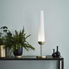 Stołowa lampka tuba BERN 107904 Markslojd modernistyczna szkło białe mosiądz