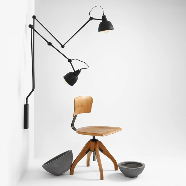 Czarny kinkiet pokojowy Aida 842D Aldex ruchoma lampa ścienna metalowa