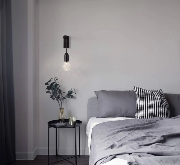 Pokojowa lampa ścienna Bani kinkiet nad łóżko czarna