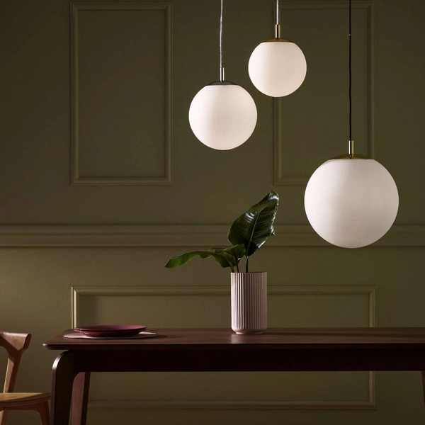 Wisząca LAMPA skandynawska ALUR 10726105 Kaspa kulista OPRAWA szklany ZWIS kula ball hygge złota biała