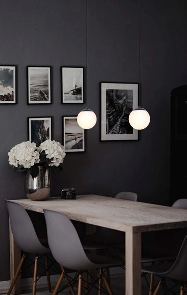 Pojedyncza lampa wisząca Savoy K-4920 biała czarna