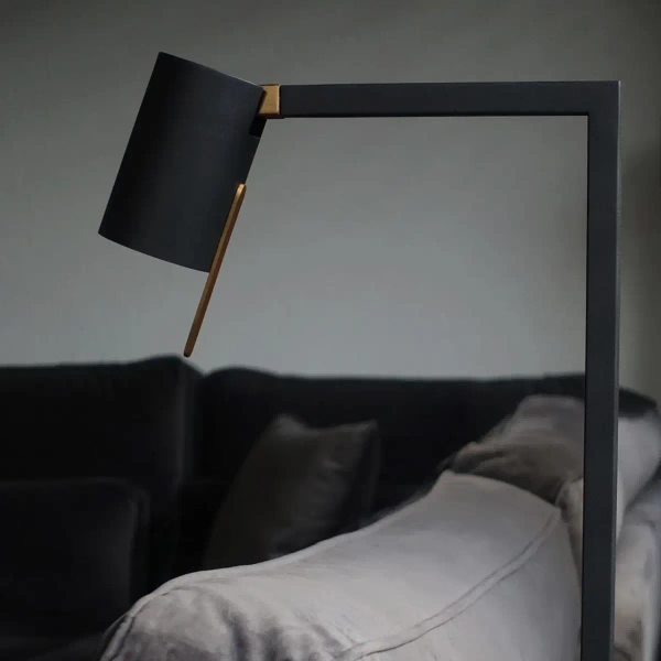 Stojąca lampa salonowa Lesley 03725/01/30 Lucide tuba metalowa czarna