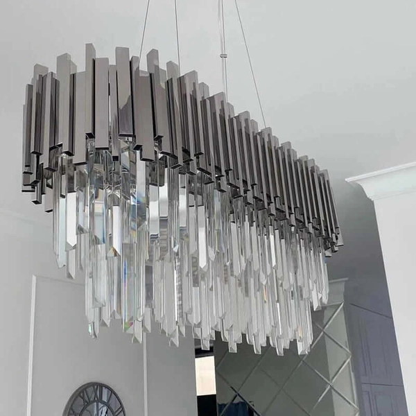 Salonowa lampa wisząca CGPIPORGANCRYSTLONG nad łóżko chrom