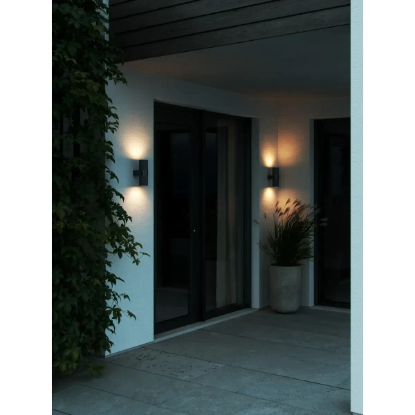 Elewacyjna lampa góra-dół KYKLOP 2318051003 IP54 tuba czarny