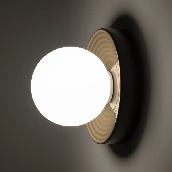 Okrągła ścienna lampa CLAY 11747 kula ball biała szara