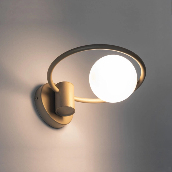 Jadalniany kinkiet ścienny Aqua 33482 Sigma bańka ball złota beżowa