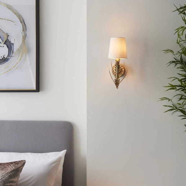 Tkaninowa lampa ścienna Delphine 95040 Endon liście złota biała
