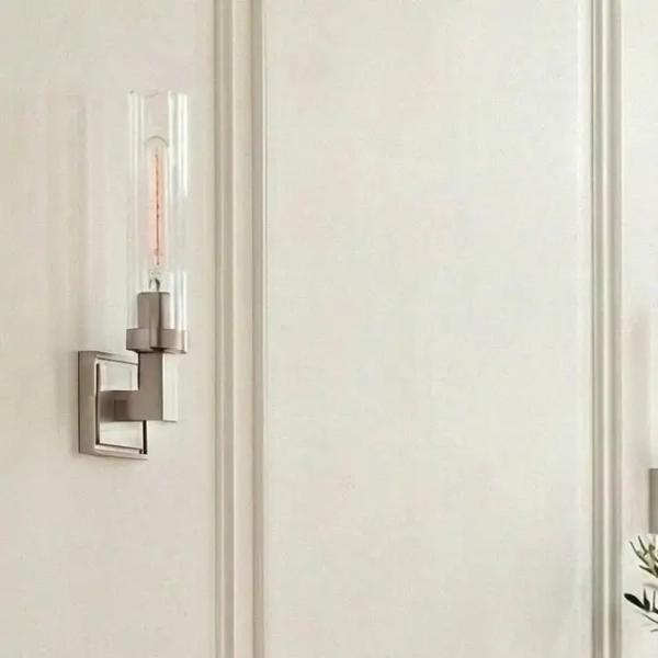 Naścienny kinkiet QUINCY nikiel satynowy szklany metalowy E27 1p do sypialni W01859NS