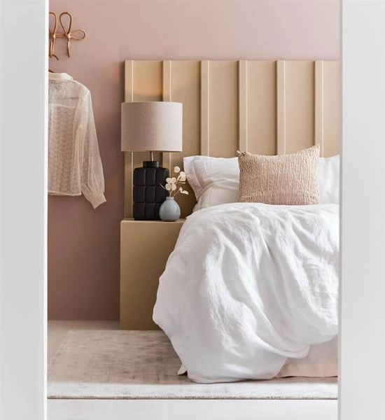 Sypialniana lampa stojąca Cuscini okrągła czarna beżowa