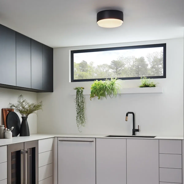 Minimalistyczny plafon Cedric HK-CEDRIC-F-S-BK szklany czarny biały