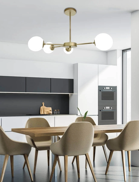 Modernistyczna lampa sufitowa Mati szklane kule mosiądz białe