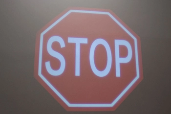 Szkiełko do projektora rzutnika logo LOGG1-STOP znak