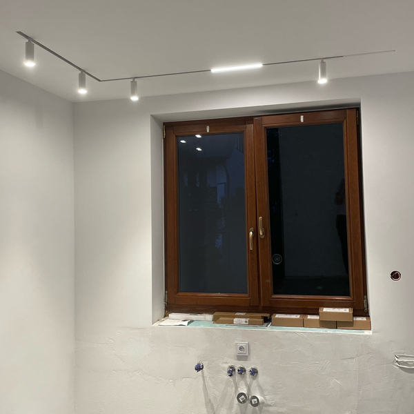 Wpuszczany szynoprzewód do płyt Exility TRX034-421.12W magnetyczny 1m biały