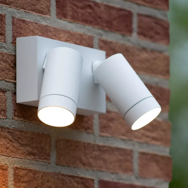 Kinkiet ścienny ruchomy TAYLOR 09831/02/31 Lucide IP54 ściemniany biały