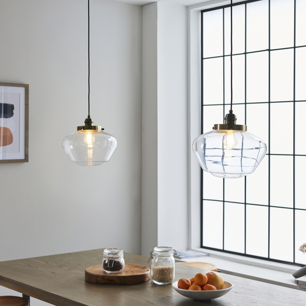 Zwisowa lampa vintage L&-197691 Light& nad stół szklana mosiądz