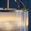 Zwisowa lampa na łańcuchu Lambeth Ribbed 106711 szklana mosiądz