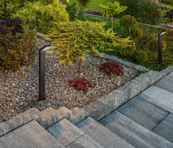 Stojąca lampa zewnętrzna Mira OFL-7014-3K Italux LED 12W 3000K IP54 czarny