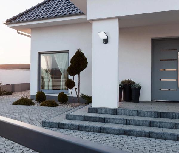 Elewacyjna lampa Nammi OWL-6206-S-4K Italux LED 12W 4000K IP54 czarny