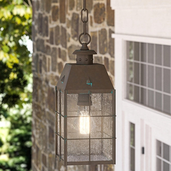 Latarnia wisząca QN-NANTUCKET8-M-AS na łańcuchu mosiądz