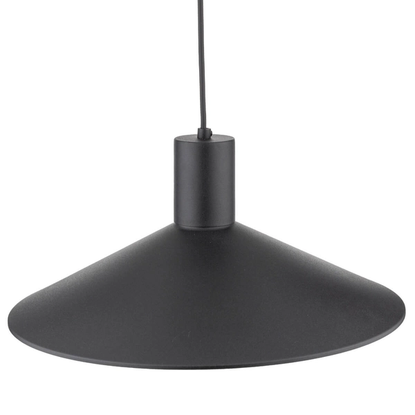 Lampa stożkowa zwisająca Jump 1831 nad wyspę kuchenna czarna