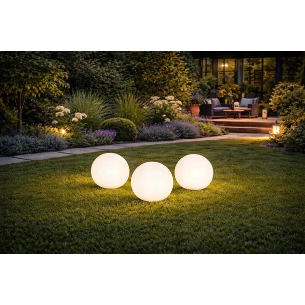 Ogrodowa lampa kulista Balli biała SLP8304 1xE27 IP44 wtykana
