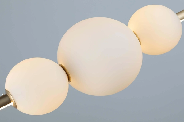 Nowoczesna lampa wisząca Sandra LED 48W kule nad stół złota