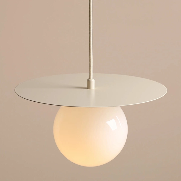 Zwisająca lampa do salonu LOOP 1125G9_S Aldex szklana kula kremowy