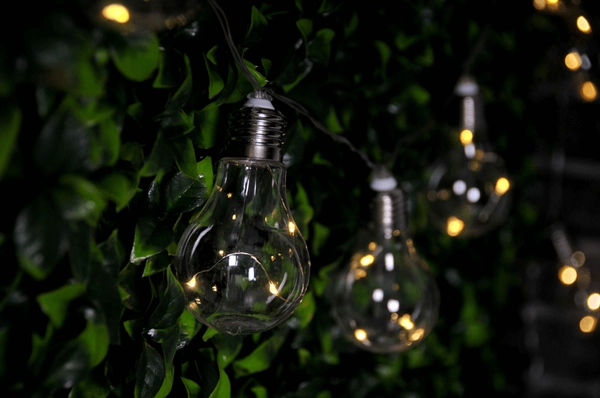 Dekoracyjna girlanda zewnętrzna 20 LED 5,3m 2,7W klimatyczna ciepła