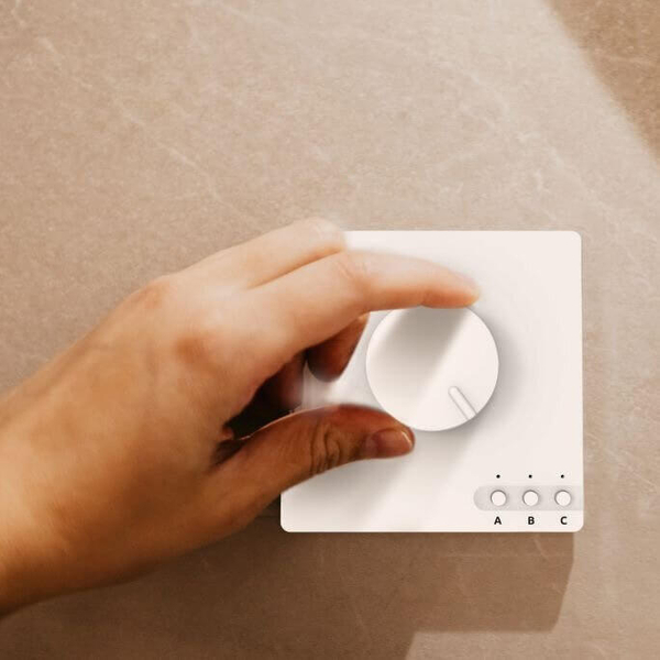 Przełącznik ze ściemniaczem SMART SWITCH 9706201361 Lutec przycisk biały