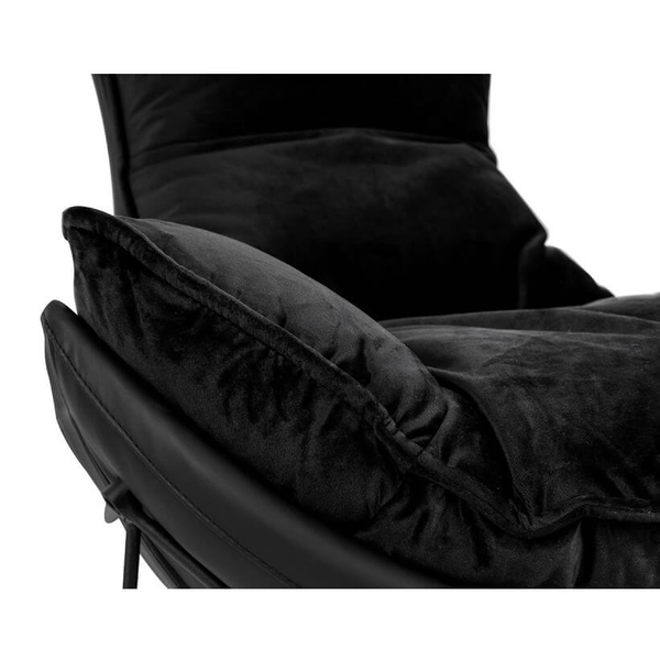 Przytulny fotel do salonu Otilia stand velvet MSE01000302 King Home poduszka czarny
