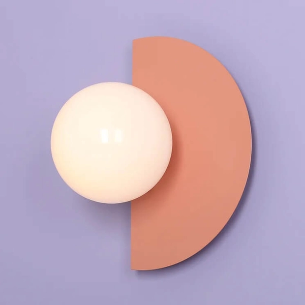 Kinkiet do sypialni Loop 1125C11 Aldex kula dysk metal szkło koralowy