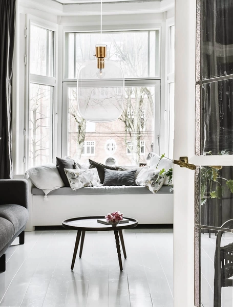 Nowoczesna lampa wisząca Padre do holu przezroczysta złota