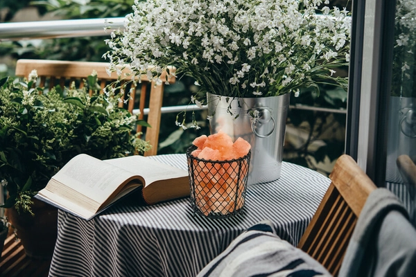 Stojąca lampa Stone kamienie solny do ogrodu dekoracja