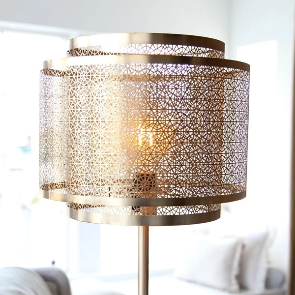 Stojąca lampa Hermine 4100180-6519 metalowa do salonu ażur mosiądz