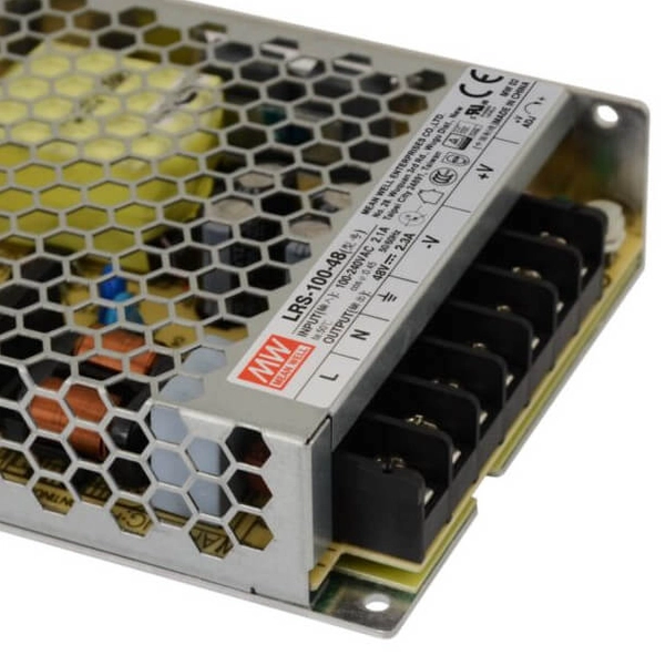 Metalowy zasilacz magnetyczny Radity TRA004DR-100S 48V do systemu szynowego