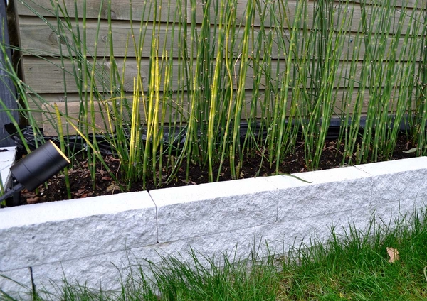 Słupek stojący Arne 14868/05/30 do ogrodu metalowy IP44 czarny