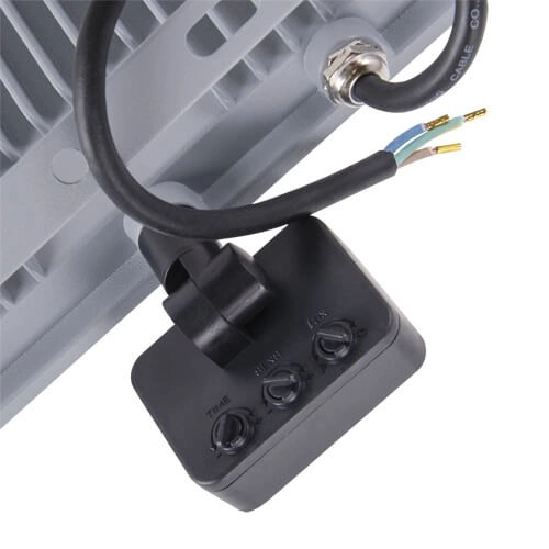 Zewnętrzna LAMPA ścienna KROMA LED 100W 4500K 03608 Ideus elewacyjna OPRAWA reflektorowa z czujnikiem ruchu outdoor IP65 szara