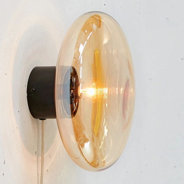 Kinkiet ściemnialny Locus 108539 Markslojd owalny szklany bursztynowy