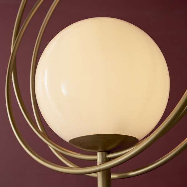Stojąca lampa do salonu L&-192492 Light& ball pierścienie złote