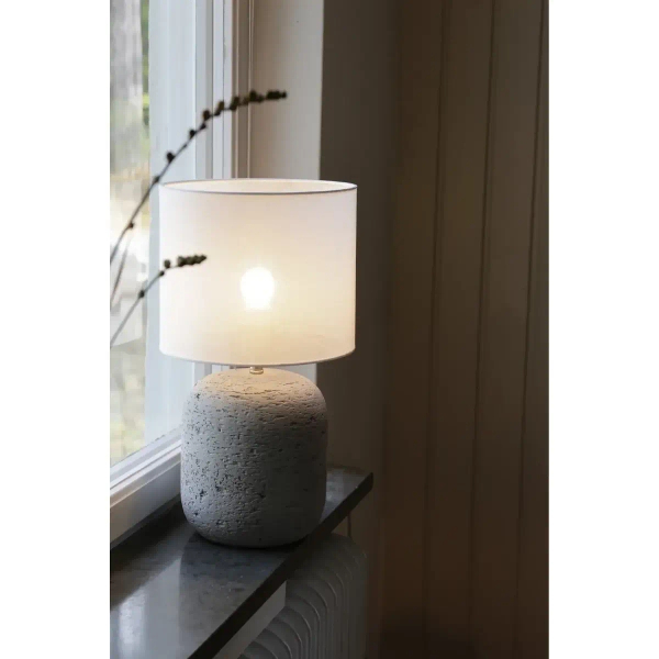 Rustykalna lampa stołowa Montagna 108862 kamienna szary