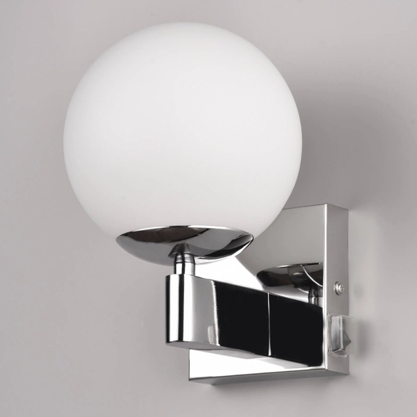 Ścienna lampa KULA 284270106 Trio IP44 bańka do łazienki srebrna biała