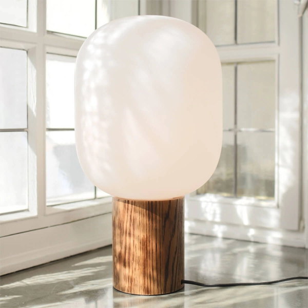 Stołowa lampka do salonu Skene 108663 Markslojd szkło biały drewniany