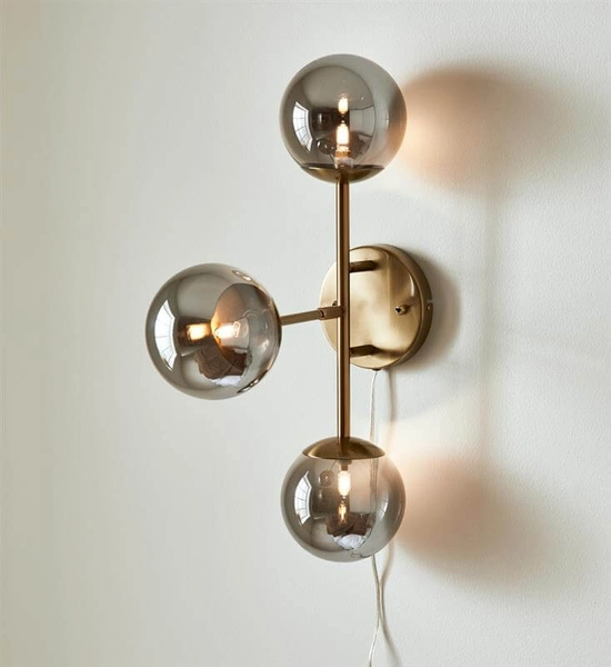 Regulowana lampa ścienna Trinity kule mosiądz przydymione